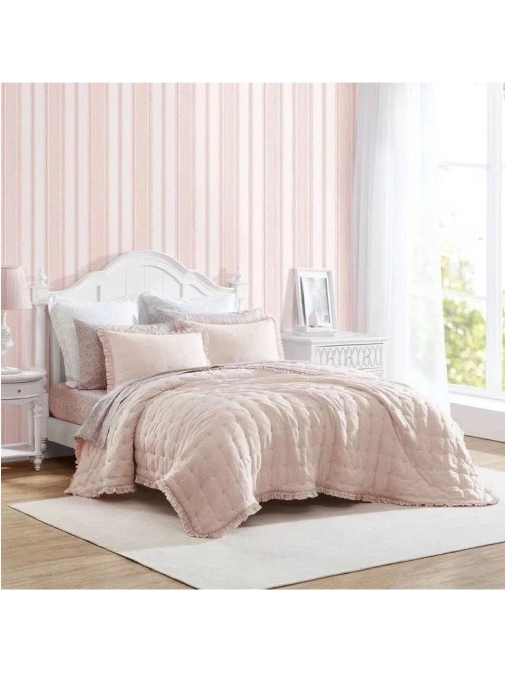 Laura Ashley Hailee Pink Full/Queen Ruffle Quilt Set 3-Piece NWT